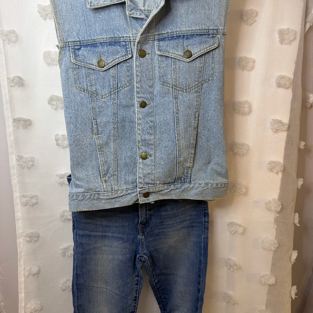 Jean Blue - Washed Denim Sleeveless Jean Jacket